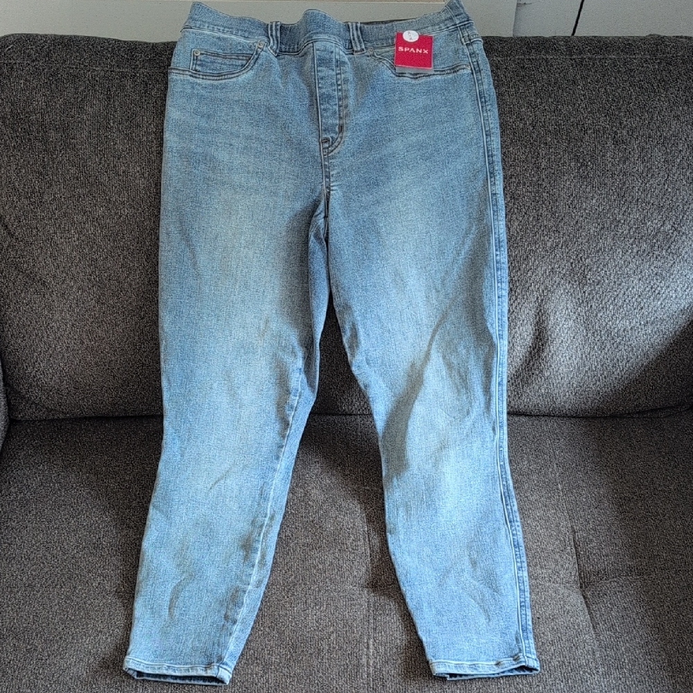 SPANX SKINNY JEANS